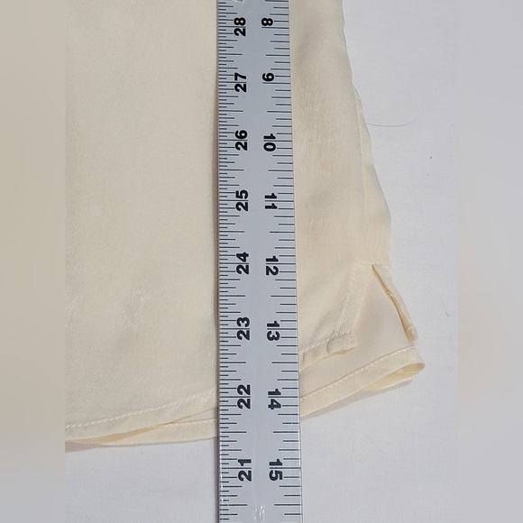 Band Of The Free Cash Top In Ivory Long Sleeve V-neck Top Size Medium - Picture 10 of 10